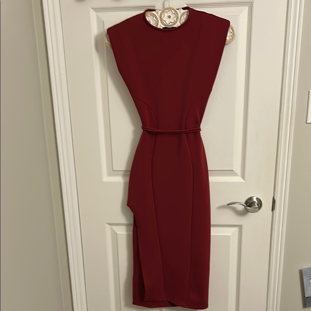 Elegant Red Backless Dress